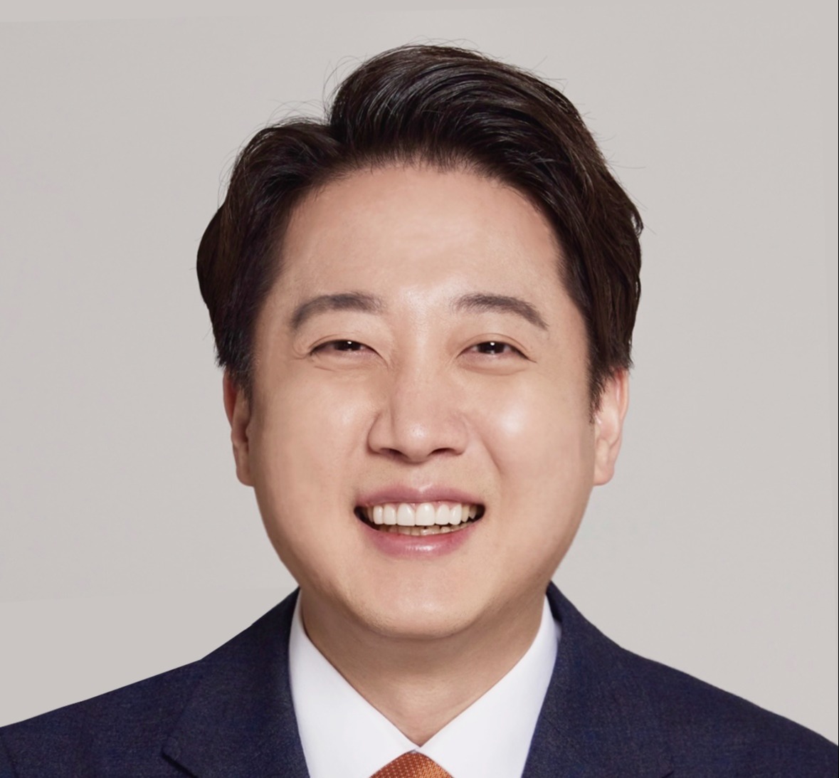 Hon. Jun-Seok LEE