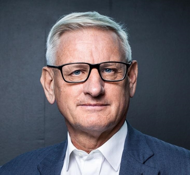 H.E.	Carl Bildt